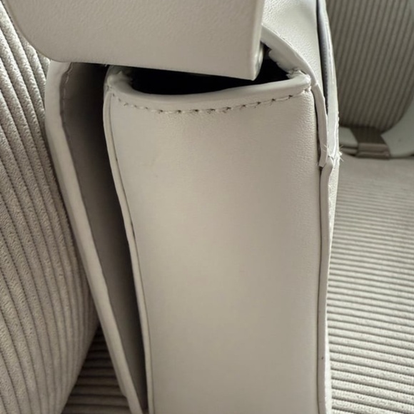 Charles & Keith Shoulder Bag - Picture 4 of 5